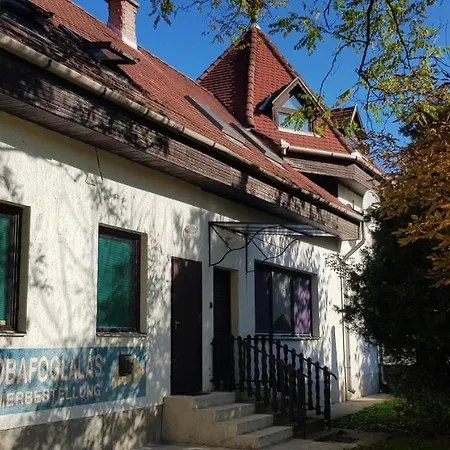 Apartamento Muskátli Apartman
